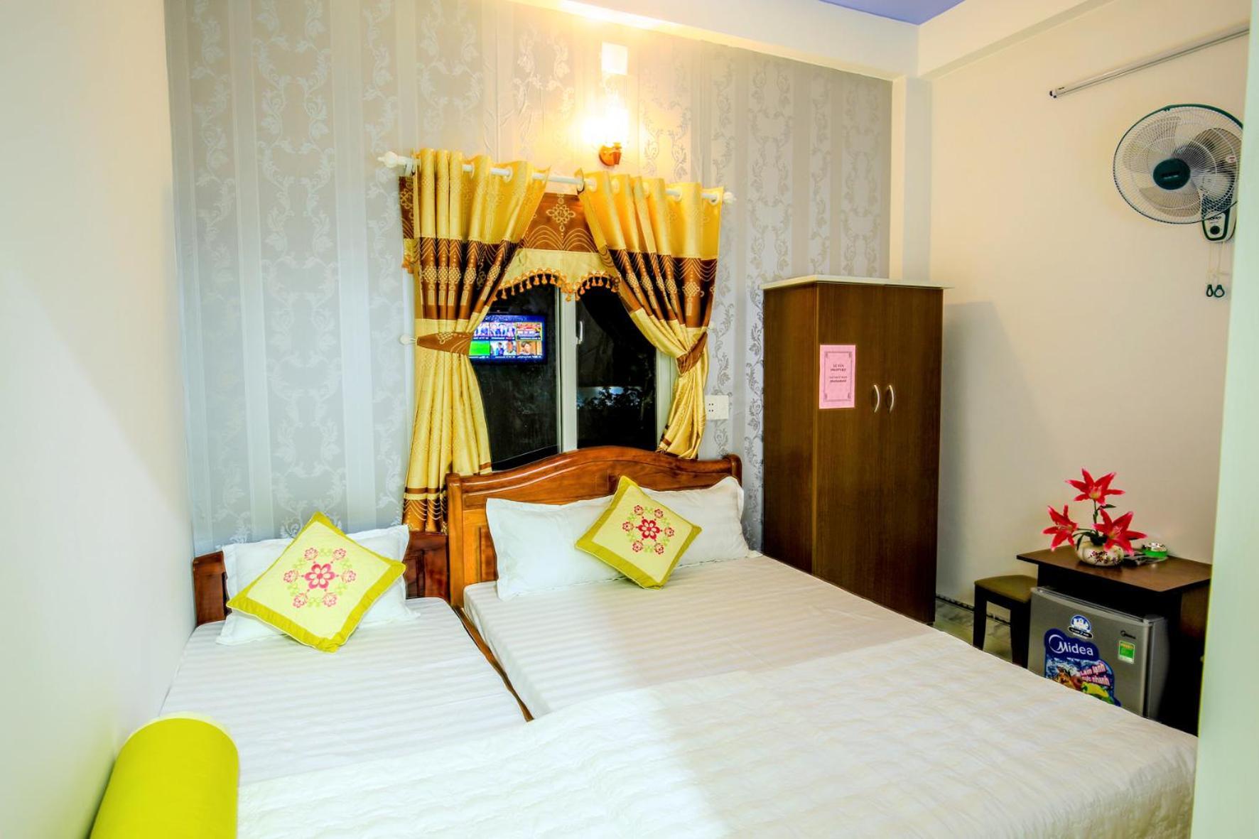 Phuc Hau Hotel - Ly Son Exteriör bild